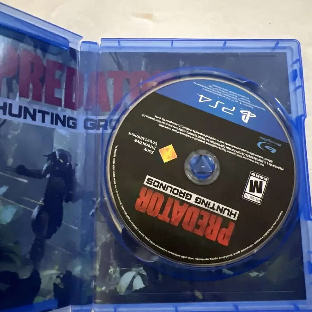 Predator: Hunting Grounds (Sony PlayStation 4 PS4, 2020)